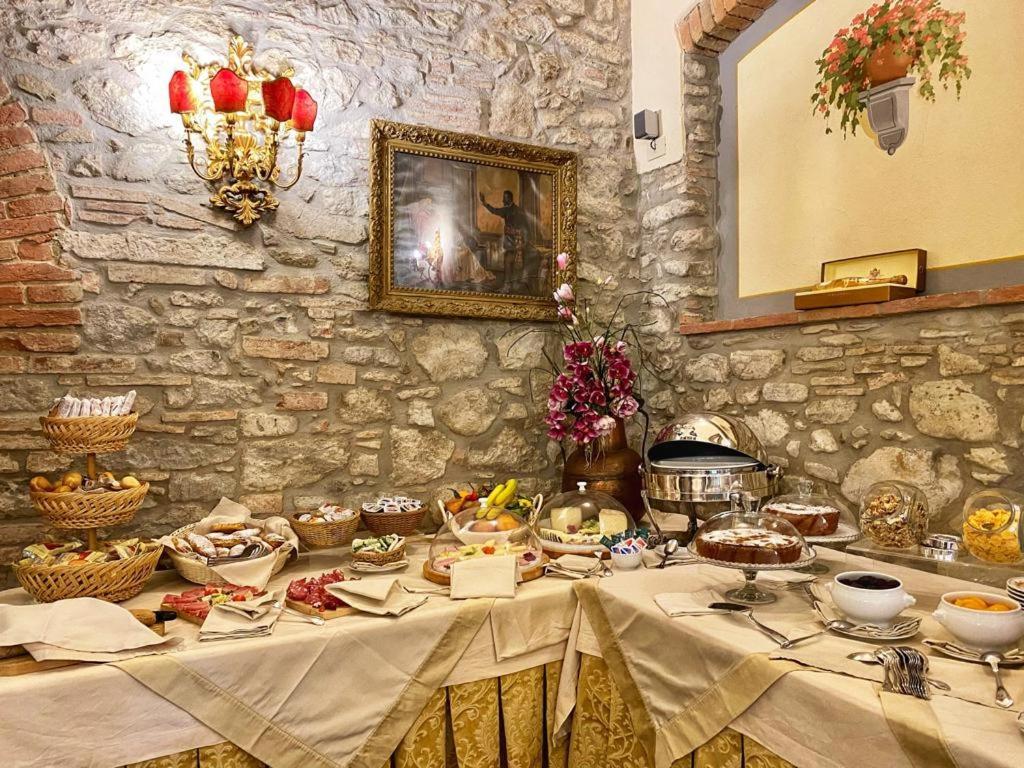 Relais Villa Baldelli Cortona Esterno foto